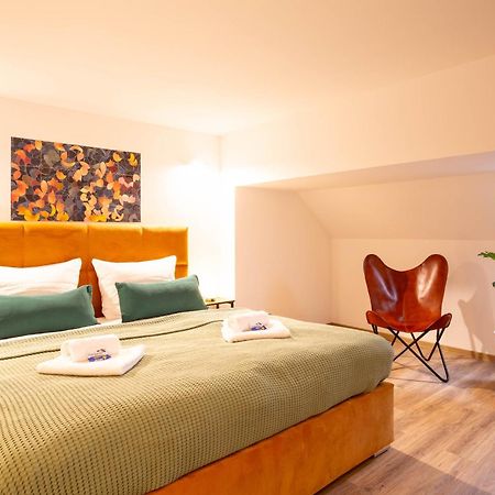 Soulscape Apartments Loft Zwickau Citycenter Mit Tg-Stellplatz, Magenta-Tv Und Klima Ngoại thất bức ảnh